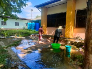 กองการศึกษา เทศบาลตำบลบ้านตาด ได้เตรียมสถานที่และทำความสะอาดศูนย์พัฒนาเด็กเล็ก ทั้ง 7 ศูนย์ เพื่อเปิดภาคเรียน ที่ 1 ประจำปีการศึกษา 2565